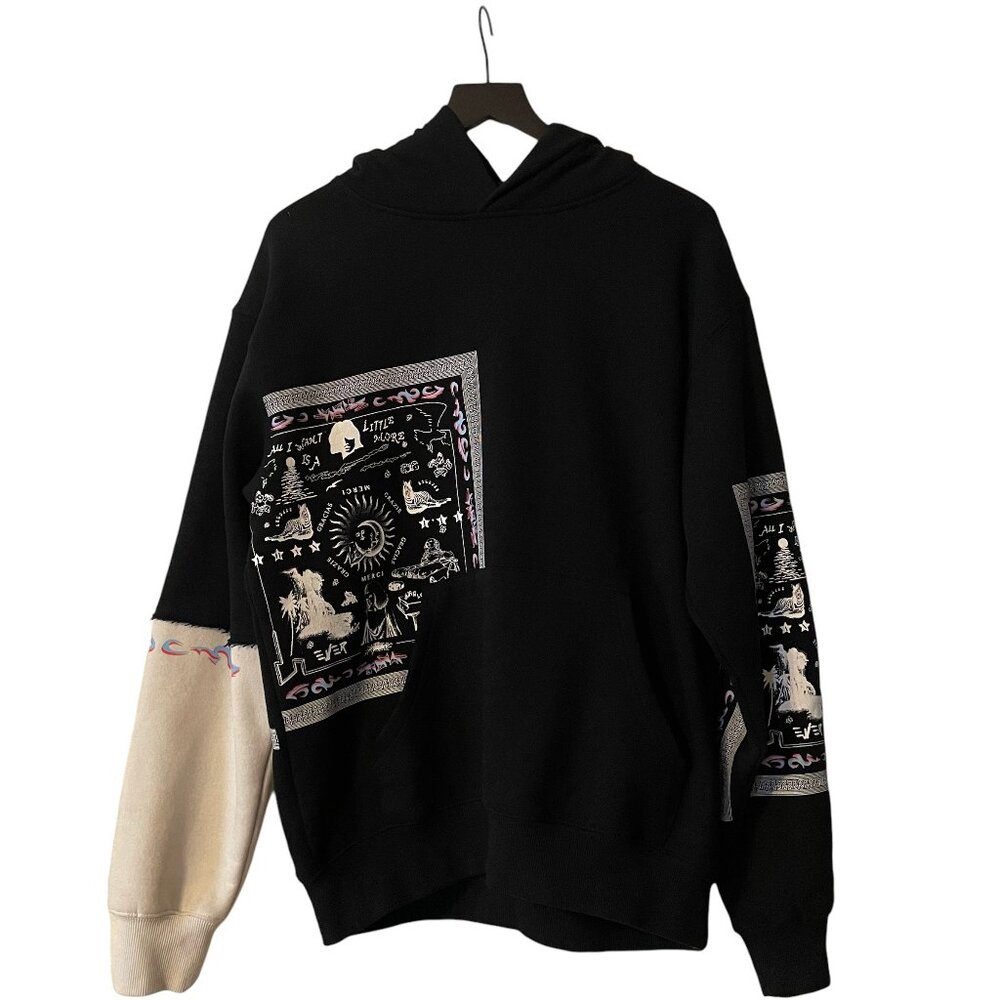 JUNGLES Bandana Patterned Graphic Hoodie Black Size Medium